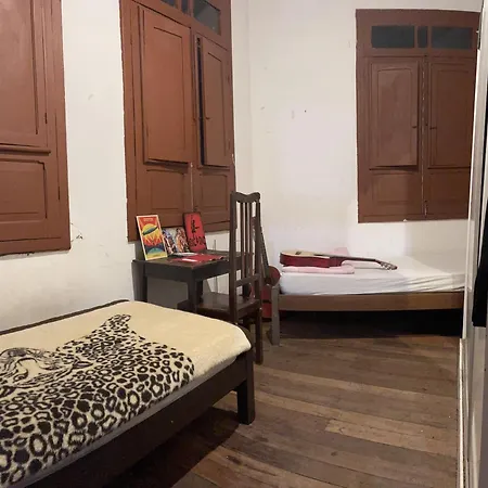 Quarto Inteiro, Prox Ao Centro - Republica Saideira Ouro Preto  Exterior photo